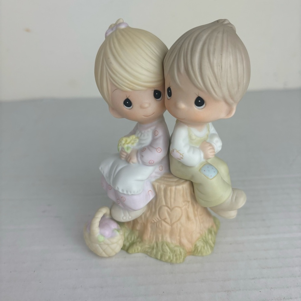Precious Moments bisque porcelain pair figurine-“Love One Another” Anniversary
